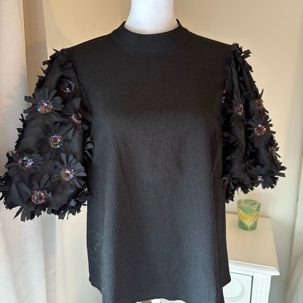 THML Puff Sleeve Top